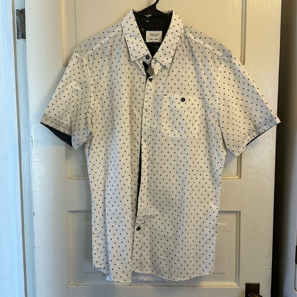 Men's short sleeve button down shirt